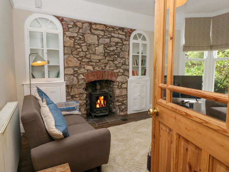 28 Rock Villas, listing photograph 4