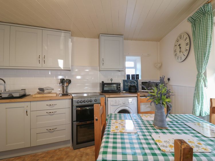 Coniston Cottage, listing photograph 5