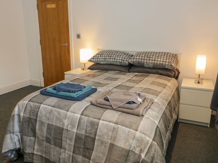 Apartment 1, listing photograph 12