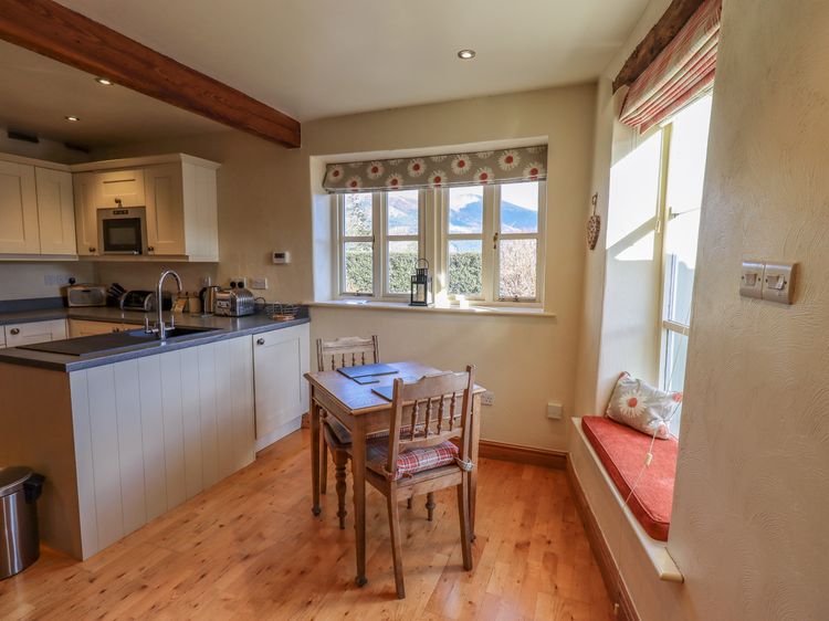 Squirrel Cottage, listing photograph 8
