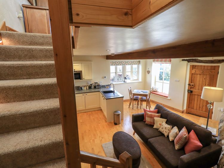 Squirrel Cottage, listing photograph 12