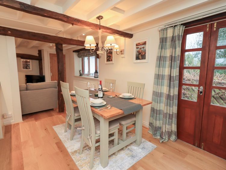 Jasmine Cottage, listing photograph 9