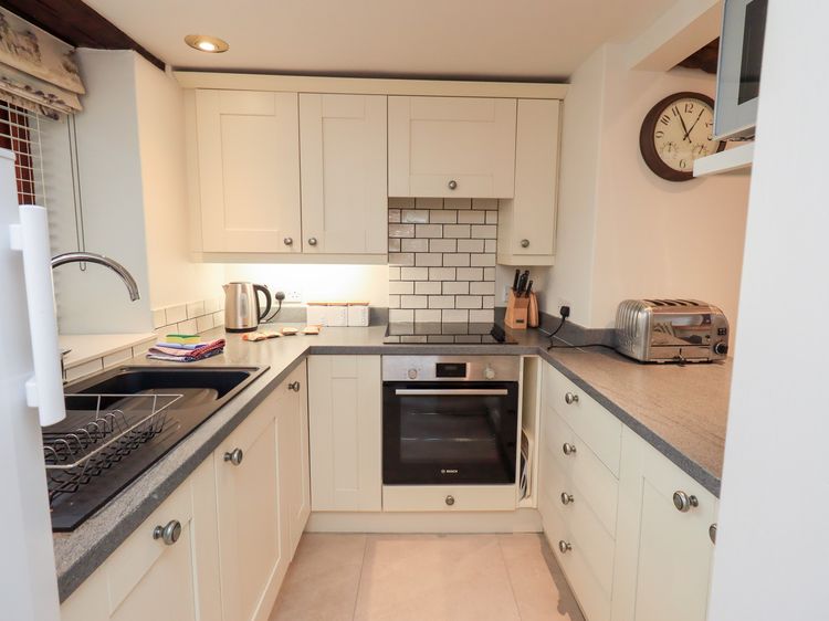 Jasmine Cottage, listing photograph 12
