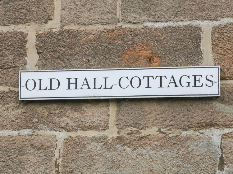 Old Hall Cottages, listing photograph 4