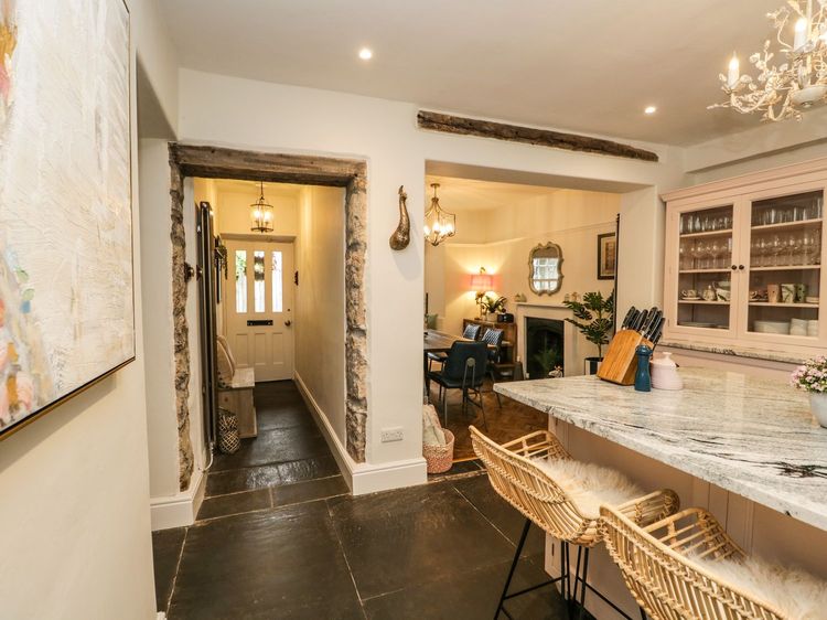 Pear Tree Cottage, listing photograph 7