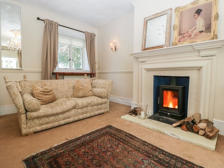 Cefn Campstone, listing photograph 9