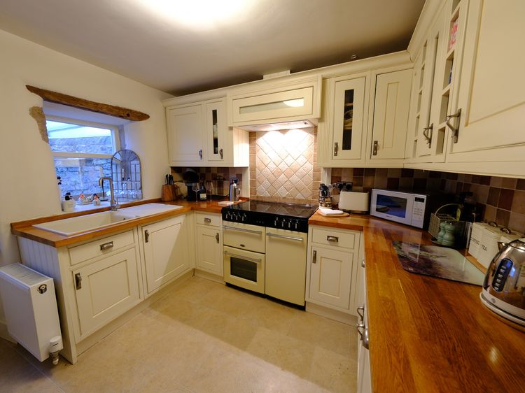 Rose Cottage, listing photograph 5