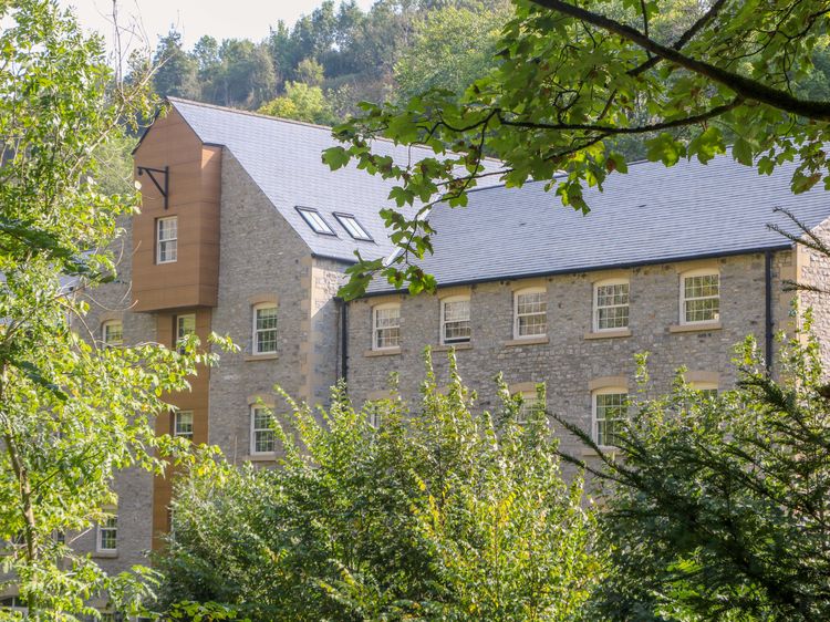 28 Rock Mill Holiday Apartments, listing photograph 3