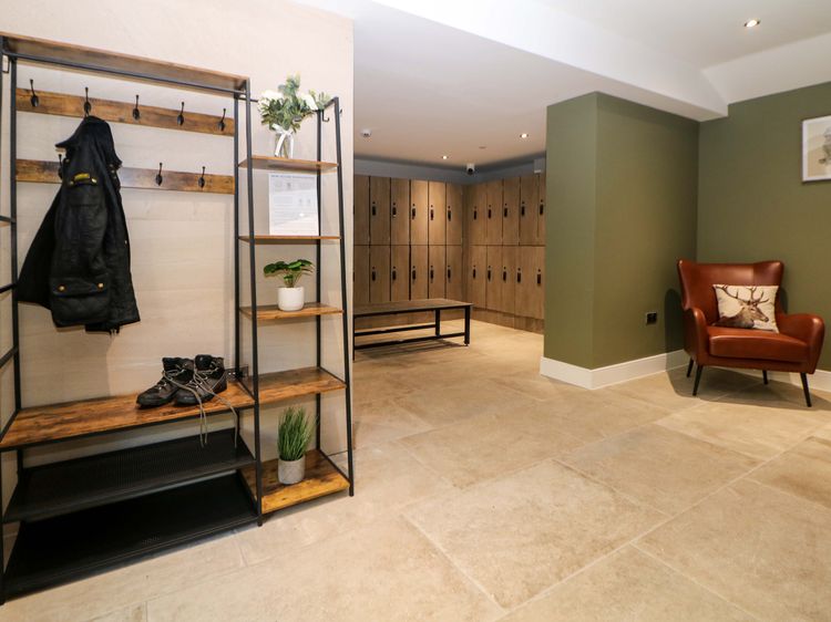 28 Rock Mill Holiday Apartments, listing photograph 12
