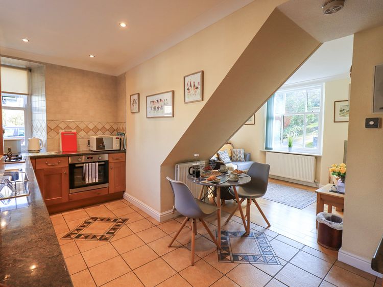 Two Tweenways, listing photograph 12