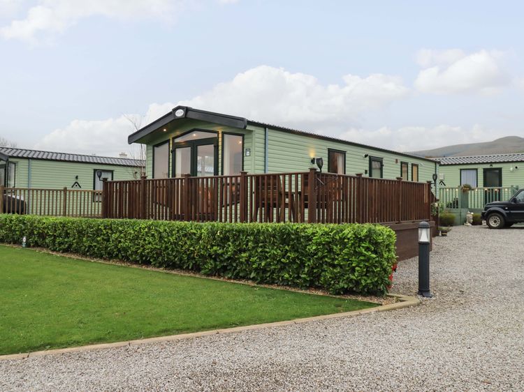 Highlands Way Lodge, listing photograph 2