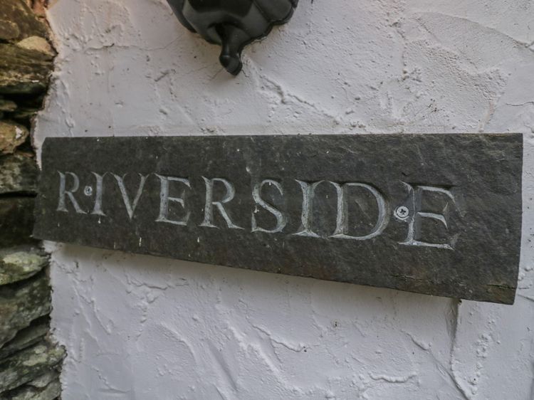 Riverside, listing photograph 3