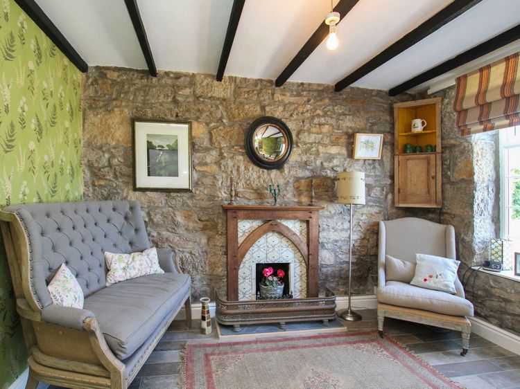 Goleufryn, listing photograph 4