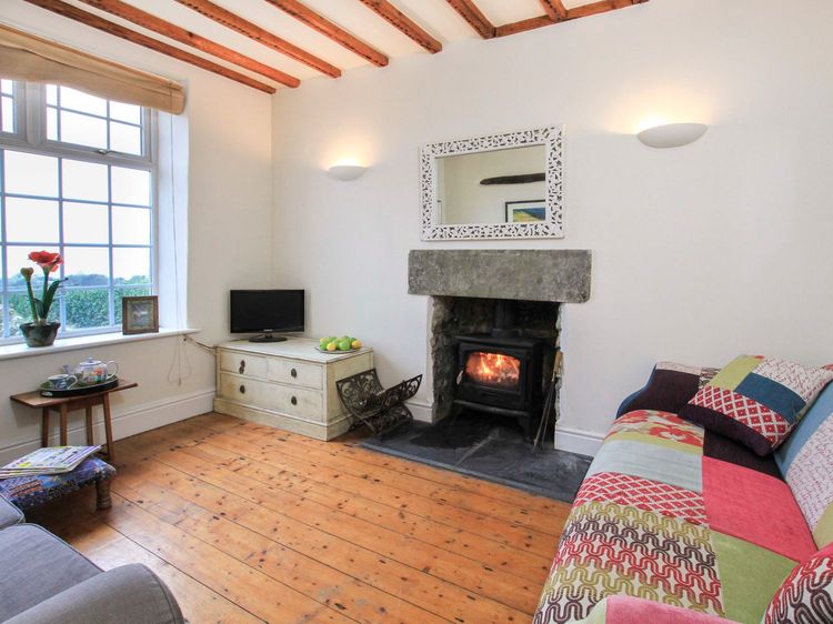 Goleufryn, listing photograph 9