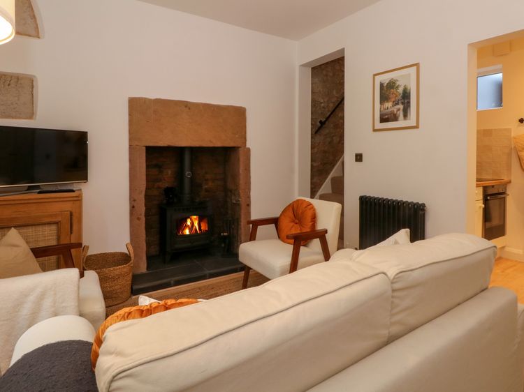The Warren, listing photograph 4