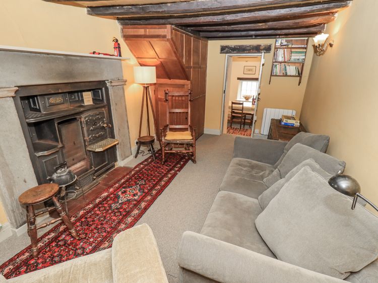 Old Cottage, listing photograph 5