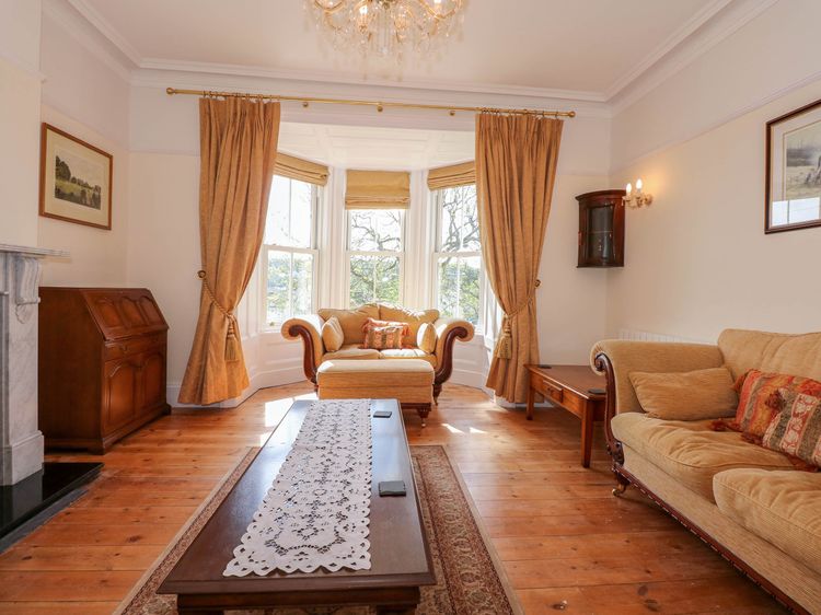 Fir Grove, listing photograph 4