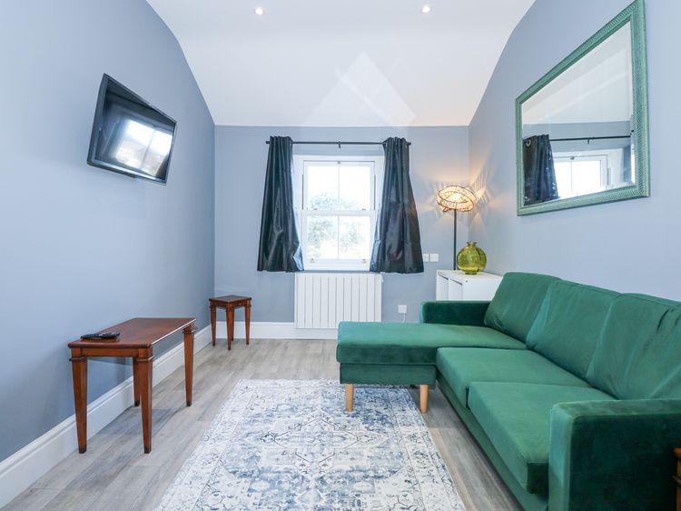 The Fir Grove Annex, listing photograph 3