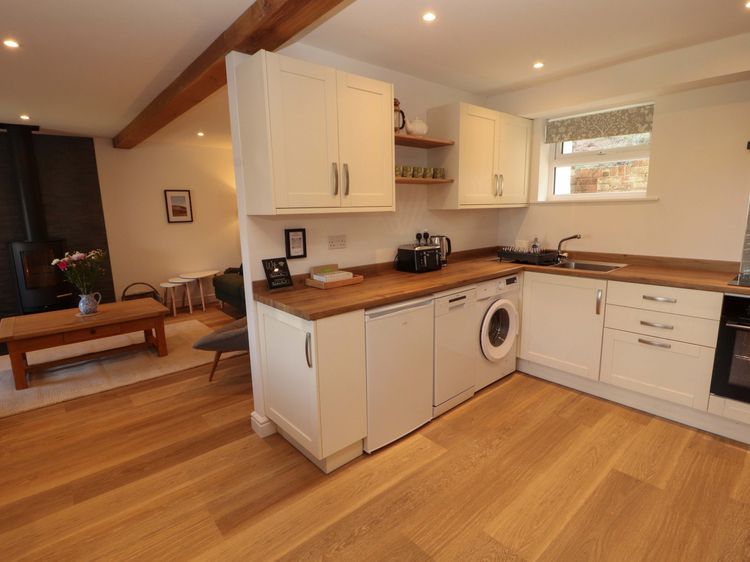 Bramble Cottage, listing photograph 11