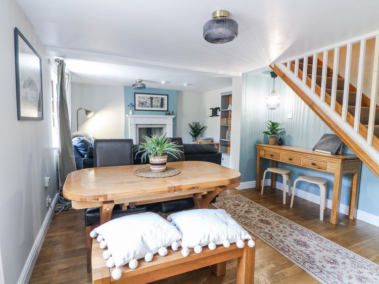 Corner Cottage, listing photograph 7