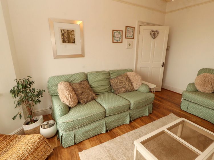2 The Crescent, listing photograph 7