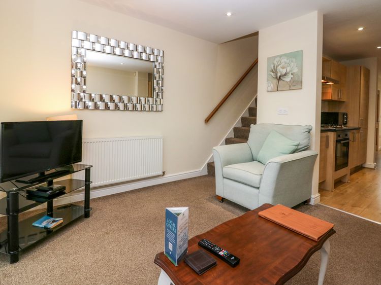 4 Teal House, listing photograph 6