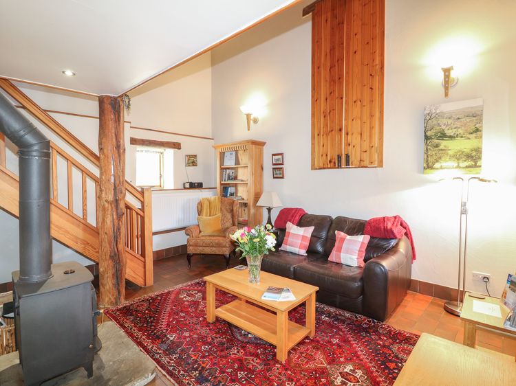 Tom's Barn, listing photograph 3