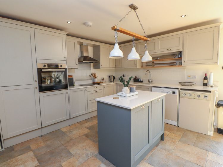 5 Stad Clynnog, listing photograph 5