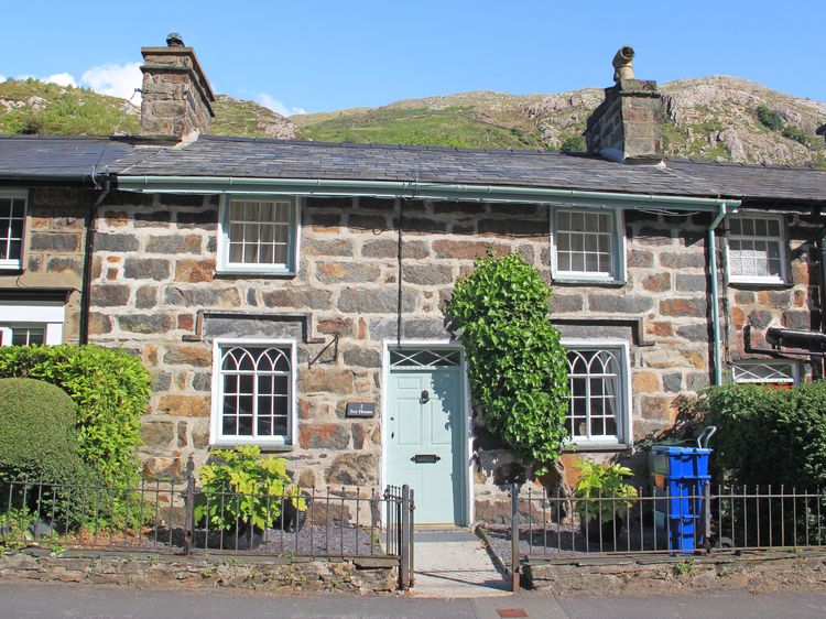 Ivy House