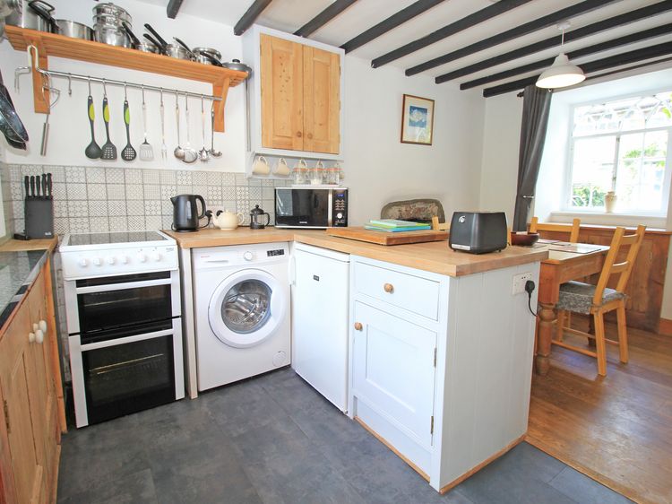 Ivy House, listing photograph 10