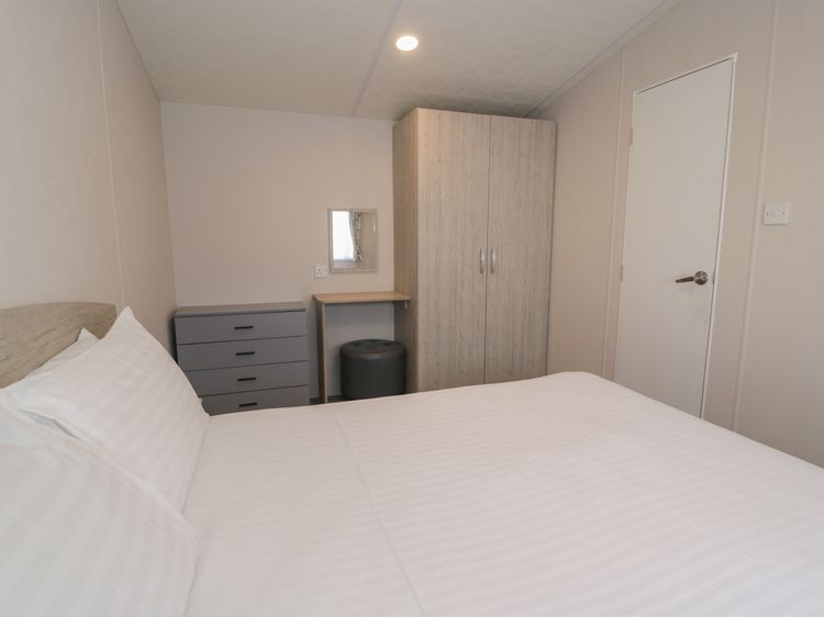 Gold Caravan (316), listing photograph 11