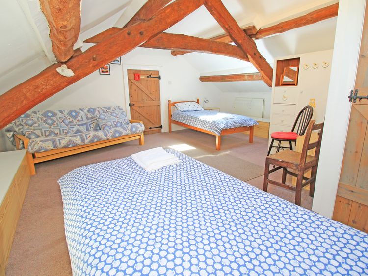 Y Beudy (The Old Byre), listing photograph 12