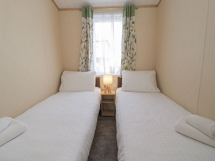Gold Lodge (201), listing photograph 10