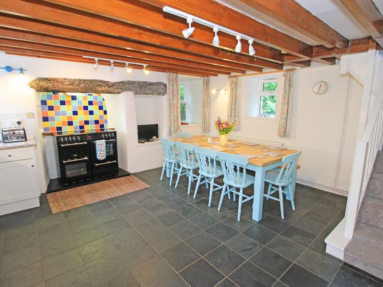 The Farmhouse, listing photograph 8