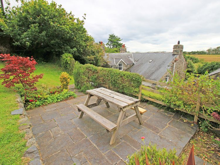 The Farmhouse, listing photograph 2
