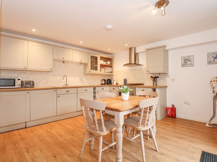 Pippin Cottage, listing photograph 7