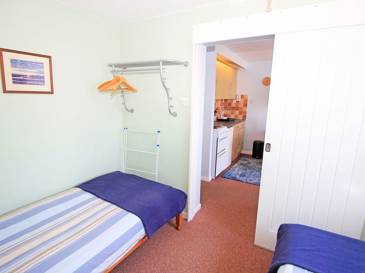 Harbour Flat - 12E South Snowdon Wharf, listing photograph 11