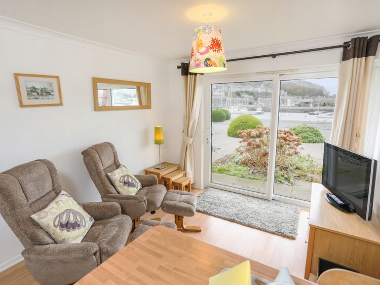 66D South Snowdon Wharf, listing photograph 3