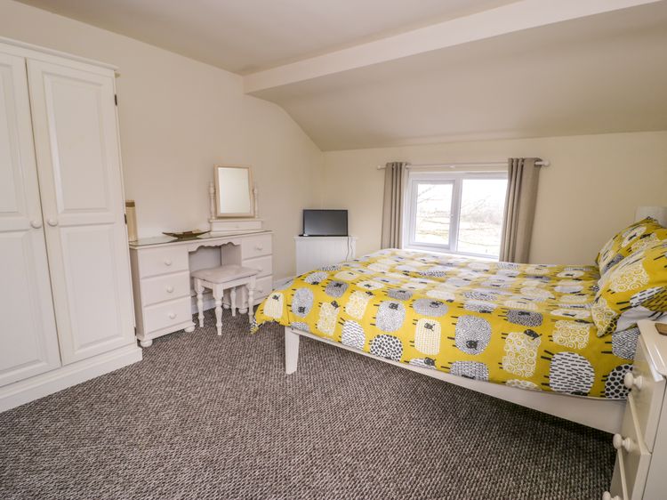 Dowlais, listing photograph 12