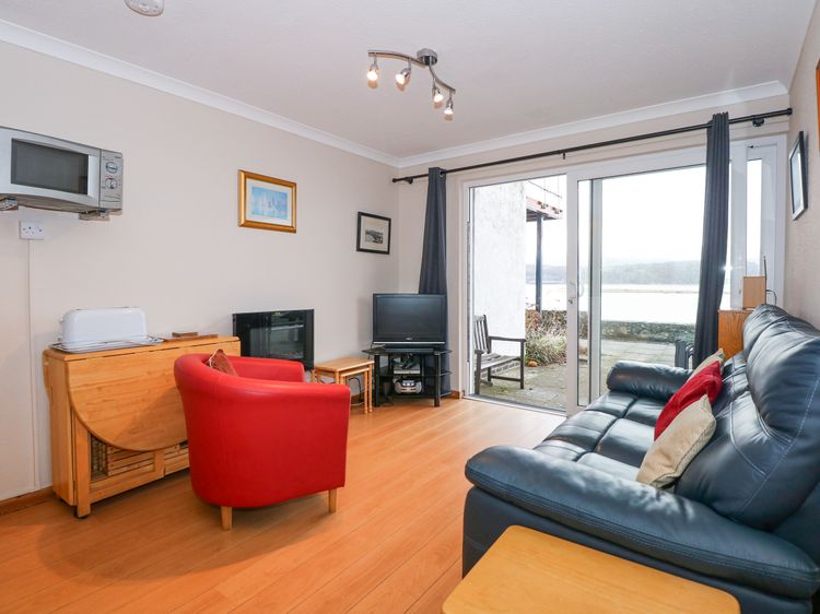 18D South Snowdon Wharf, listing photograph 3