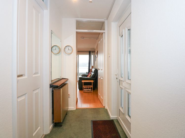 18D South Snowdon Wharf, listing photograph 6