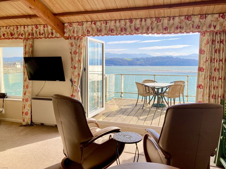 11 South Snowdon Wharf, listing photograph 3