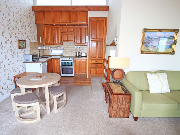 11 South Snowdon Wharf, listing photograph 11