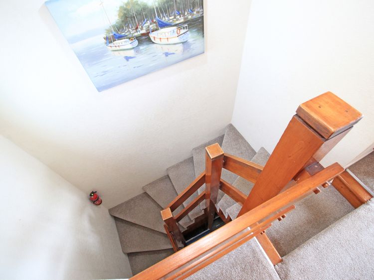 11 South Snowdon Wharf, listing photograph 12
