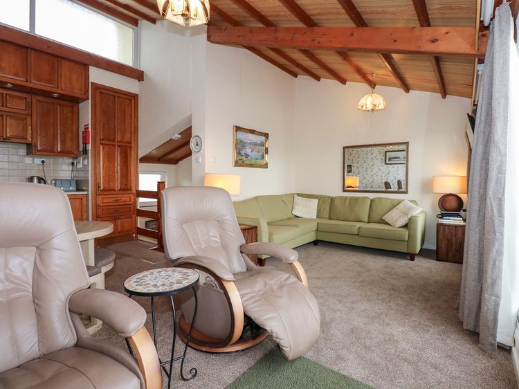 11 South Snowdon Wharf, listing photograph 6