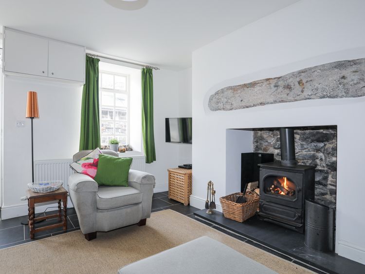 Quarryman's cottage, listing photograph 3