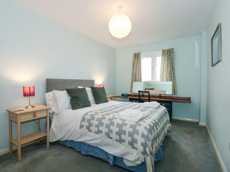 1 Oakley Wharf, listing photograph 10