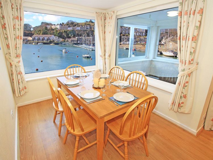River's Edge Penthouse, listing photograph 11