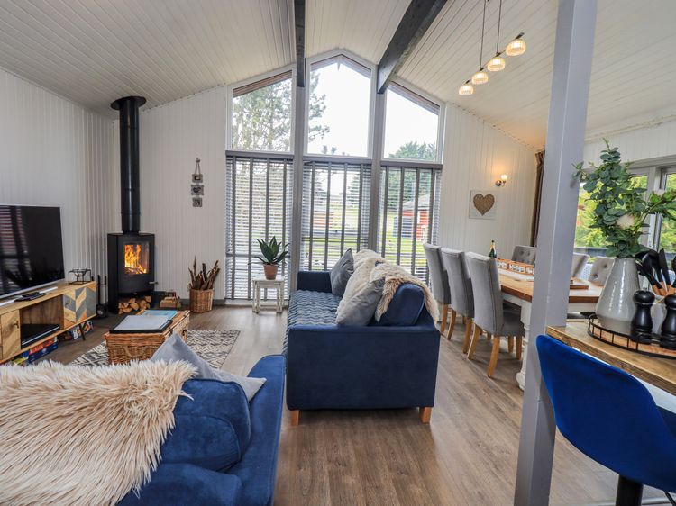 Fig Tree Lodge, listing photograph 8