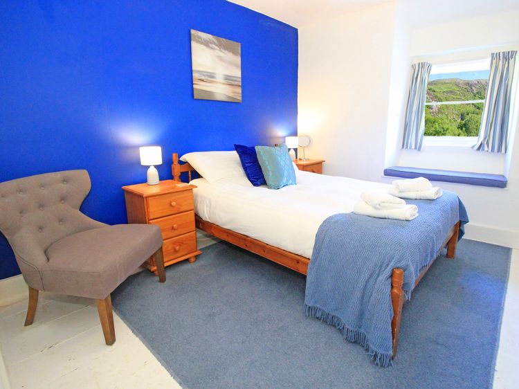 Riverbank Cottage, listing photograph 9